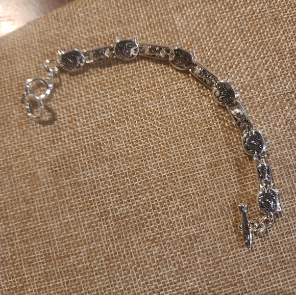 Cookie Lee Women's Animal Cat 🐈 & Dog 🐕 Bracelets NWOT - Picture 5 of 13